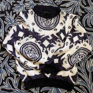 Vintage La Venture Women's Sparkly Purple And White Celtic Patterned Sweater S